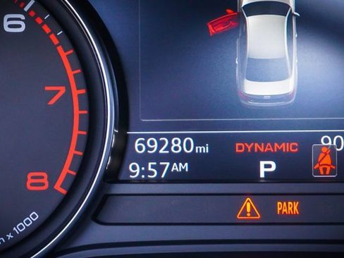 Used 2019 Audi A4 2.0T Premium image 9