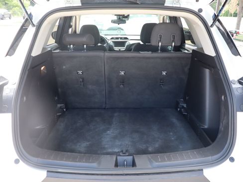 Used 2023 Chevrolet TrailBlazer LT FWD image 26