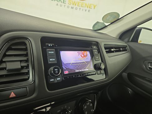 Used 2021 Honda HR-V LX image 20