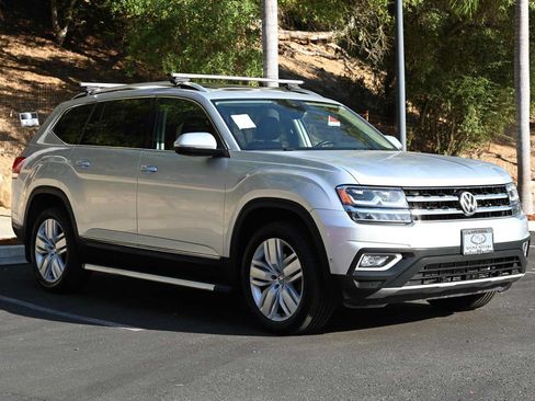 Used 2018 Volkswagen Atlas SEL Premium AWD/4WD image 1