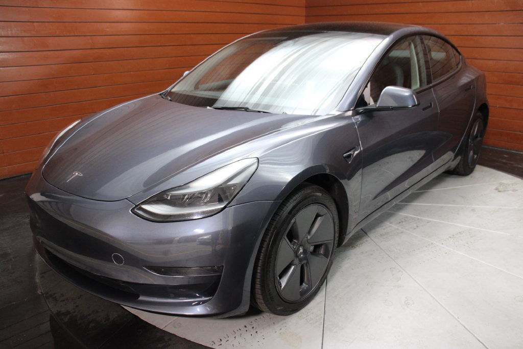 Used 2023 Tesla Model 3 Standard Range RWD image 13