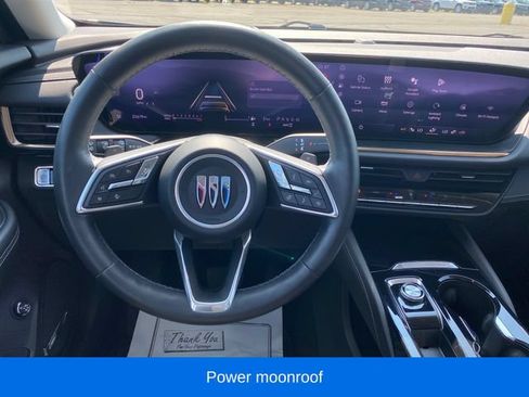 Certified 2025 Buick Envision Avenir AWD/4WD image 7