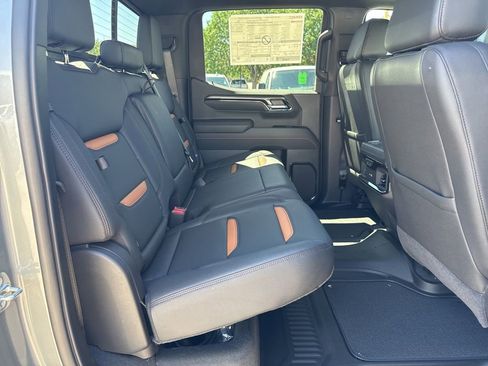 New 2026 GMC Sierra 1500 AT4 w/ AT4 Premium Package image 32
