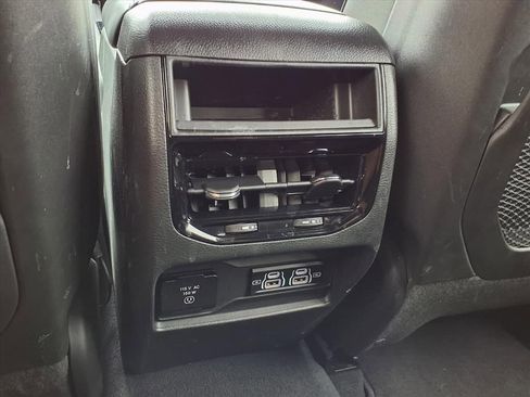 Used 2024 Jeep Grand Cherokee Altitude image 24