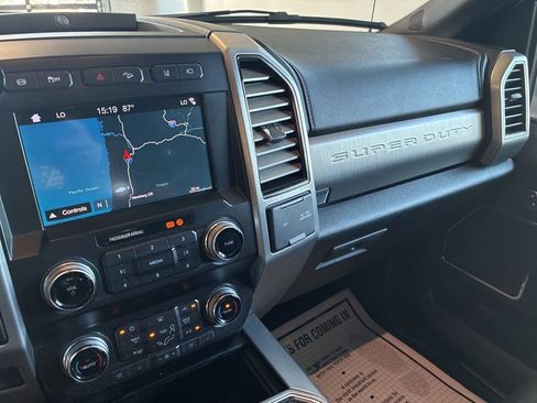 Used 2019 Ford F350 Platinum w/ Platinum Ultimate Package AWD/4WD image 30