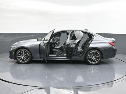 Used 2020 BMW 330i Sedan w/ Convenience Package image 42