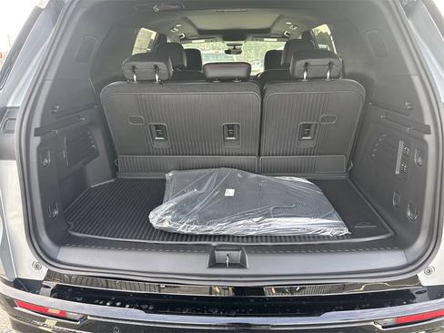 New 2026 Chevrolet Traverse RS w/ LPO, Floor Liner Package image 19