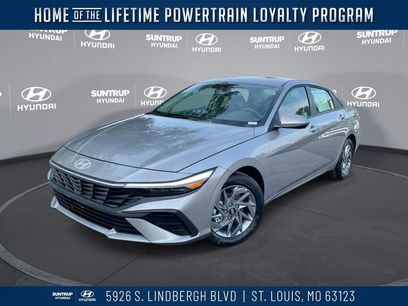 Used 2025 Hyundai Elantra Blue