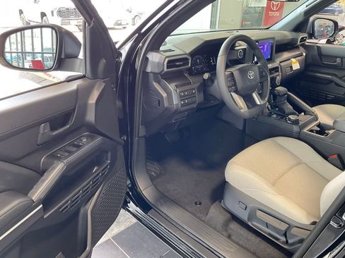 New 2026 Toyota 4Runner SR5 image 9