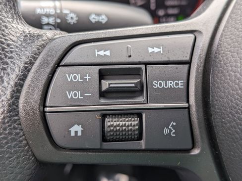 Used 2024 Honda HR-V LX image 14