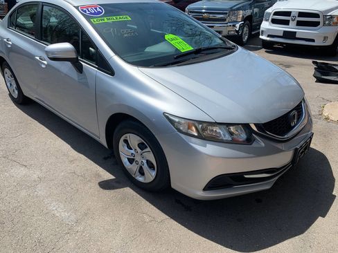 Used 2014 Honda Civic LX image 2