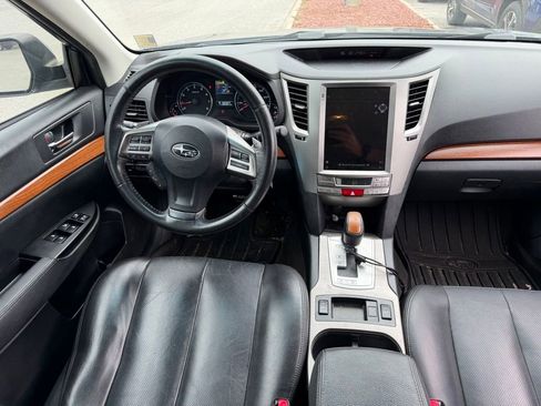 Used 2013 Subaru Outback 2.5i Limited AWD/4WD image 21