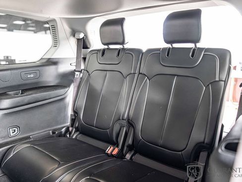 Used 2021 Jeep Grand Cherokee L Limited image 37