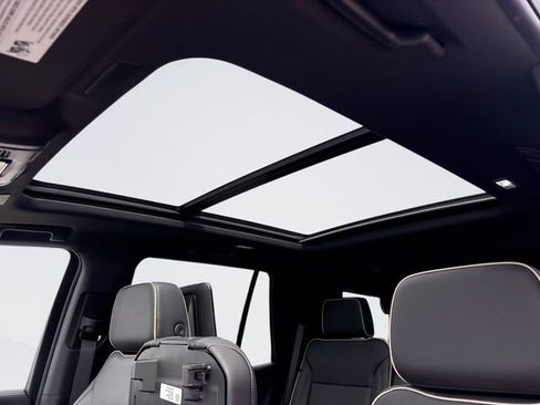 New 2026 Chevrolet Tahoe Premier AWD/4WD image 22