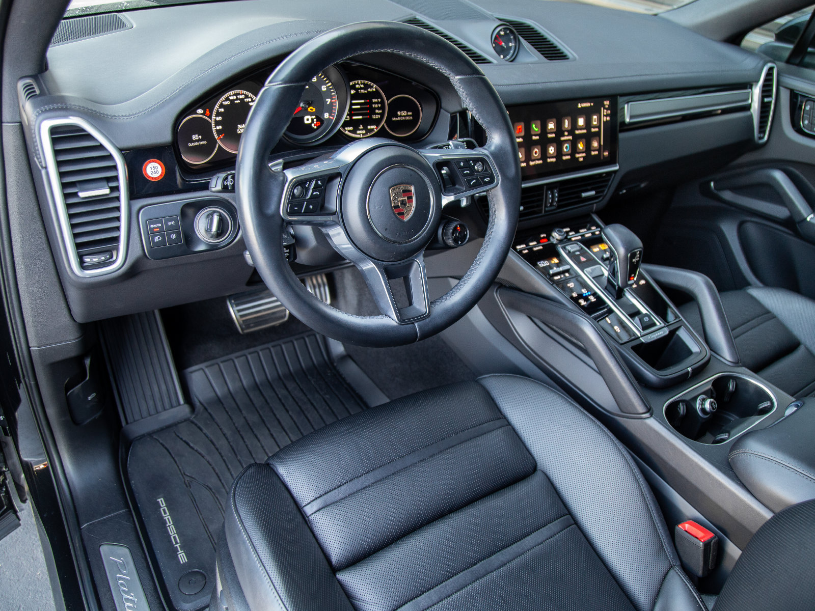 Certified 2023 Porsche Cayenne S AWD/4WD image 4