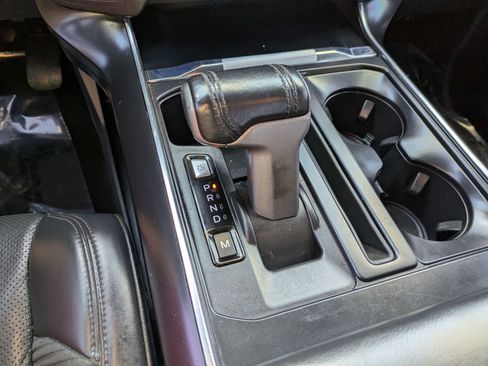 Used 2022 Ford F150 Raptor w/ Equipment Group 801A High AWD/4WD image 27