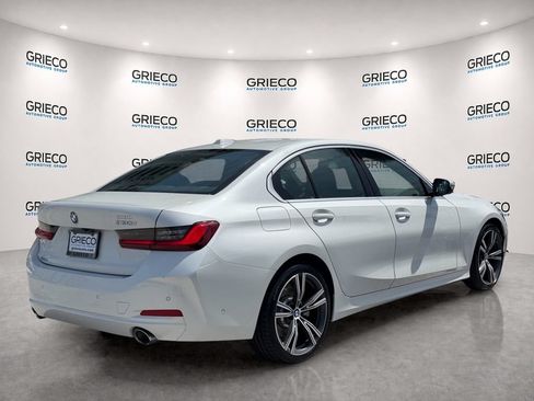 Used 2024 BMW 330i Sedan w/ Convenience Package RWD image 7