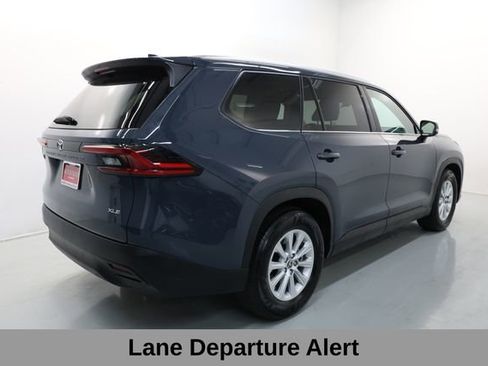 Used 2025 Toyota Grand Highlander FWD image 21