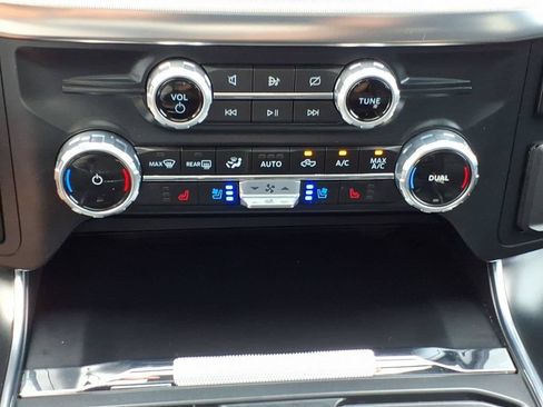 Used 2023 Ford F150 Raptor AWD/4WD image 17