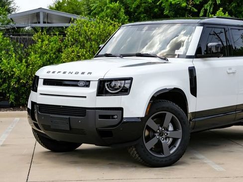 New 2026 Land Rover Defender 110 X-Dynamic SE AWD/4WD image 6