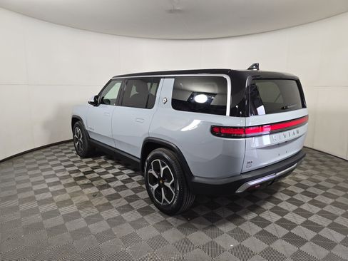Used 2024 Rivian R1S Adventure AWD/4WD image 3