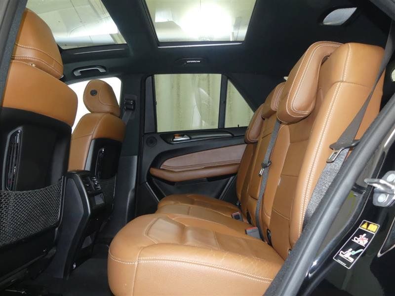 Used 2018 Mercedes-Benz GLE 43 AMG 4MATIC w/ Premium 3 Package image 24
