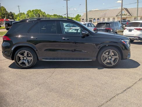 Used 2026 Mercedes-Benz GLE 450 4MATIC image 2