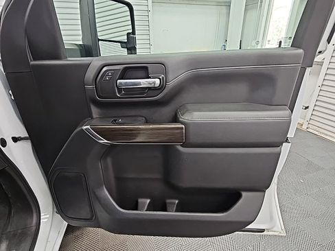 Used 2021 Chevrolet Silverado 2500 LT w/ Fleet Comfort Package image 33