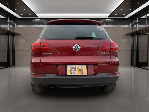 Used 2012 Volkswagen Tiguan S image 12