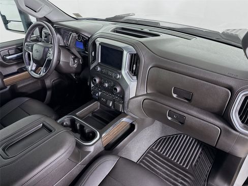 Used 2022 Chevrolet Silverado 2500 LT w/ Z71 Sport Edition image 29