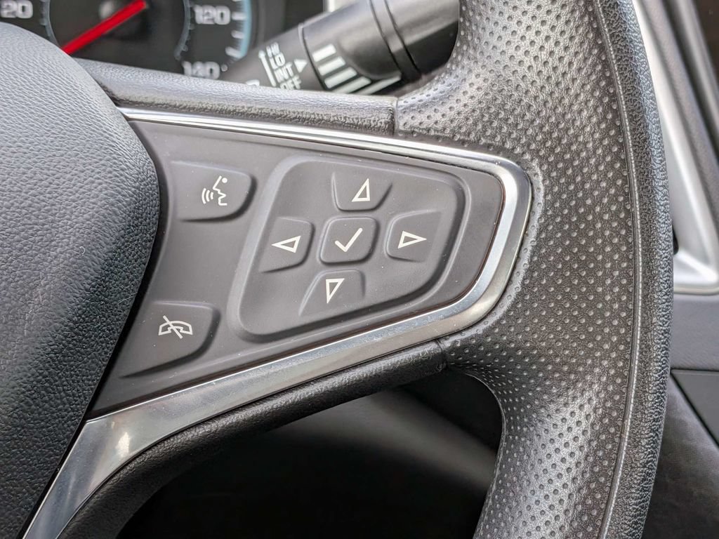 Used 2025 Chevrolet Malibu LT FWD image 26