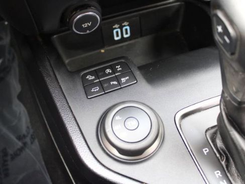 Used 2020 Ford Ranger Lariat w/ FX4 Off-Road Package image 12