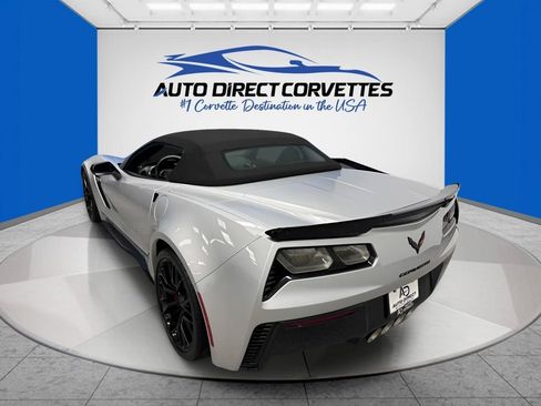 Used 2018 Chevrolet Corvette Z06 RWD image 38