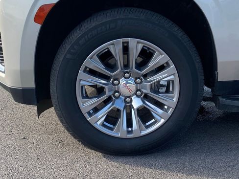 Used 2021 GMC Yukon Denali AWD/4WD image 36