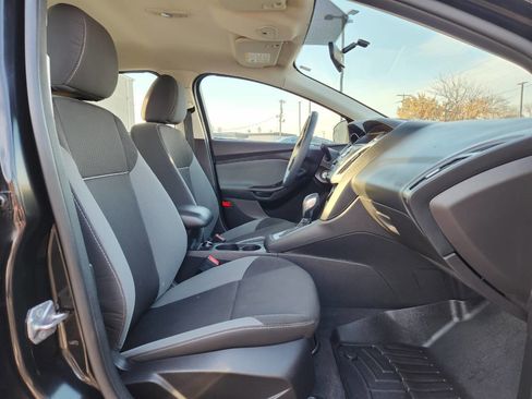 Used 2014 Ford Focus SE image 15