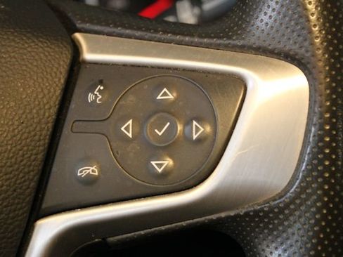 Used 2023 GMC Acadia SLE w/ Infotainment Package image 25