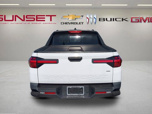 Used 2024 Hyundai Santa Cruz SEL w/ Activity Package image 5