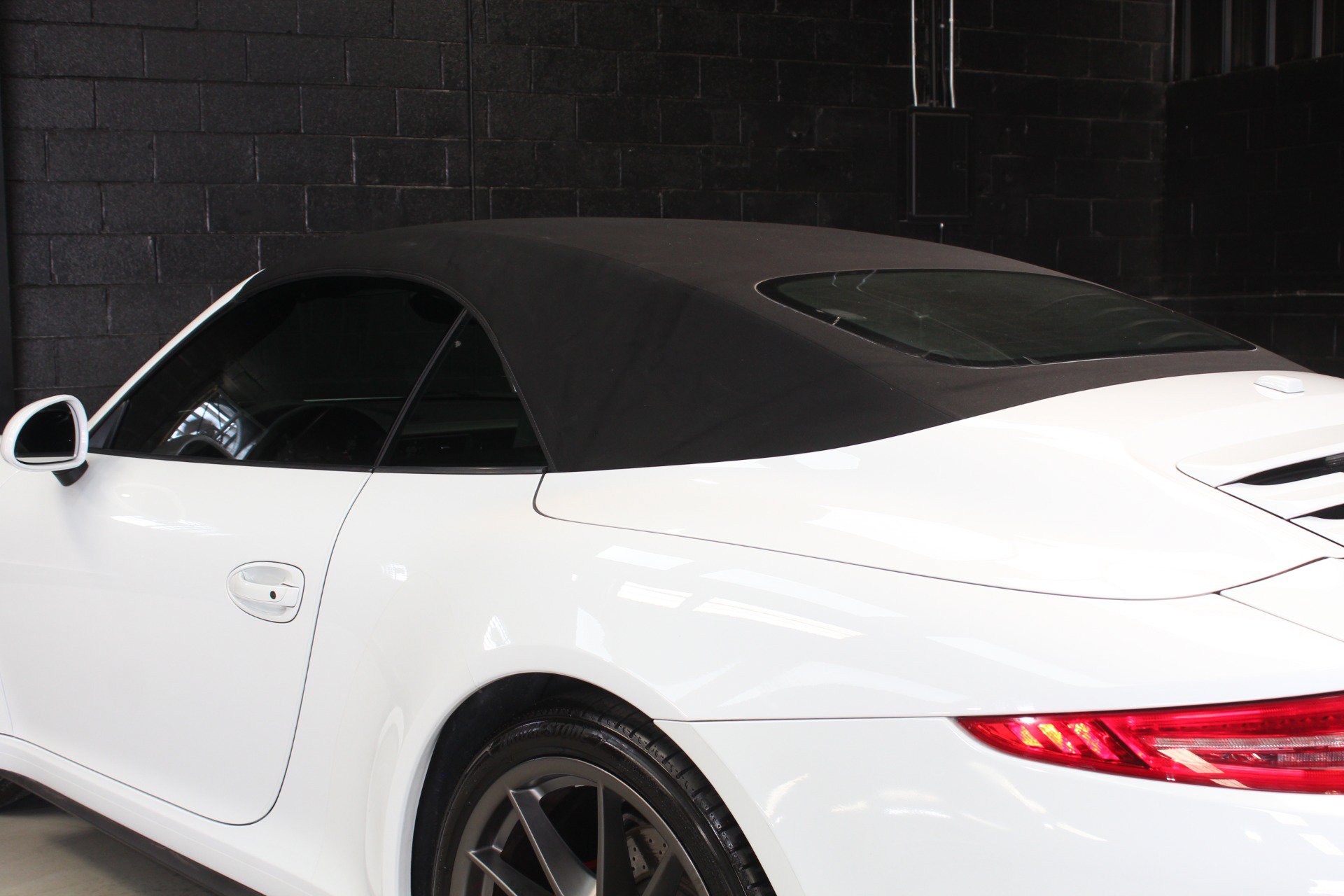 Used 2013 Porsche 911 Carrera 4S AWD/4WD image 18