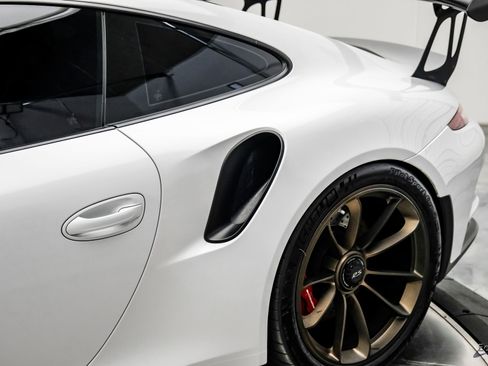 Used 2016 Porsche 911 GT3 RS image 20