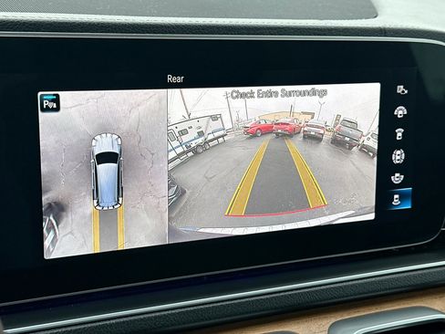 Used 2022 Mercedes-Benz GLS 450 4MATIC w/ AMG Line Exterior image 21