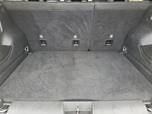 Used 2020 Jeep Renegade Latitude w/ Cold Weather Group image 17