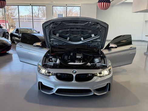 Used 2018 BMW M4 Base image 13