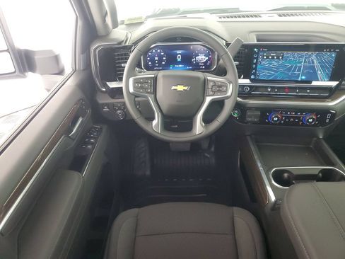 New 2026 Chevrolet Silverado 2500 LT w/ Convenience Package AWD/4WD image 21