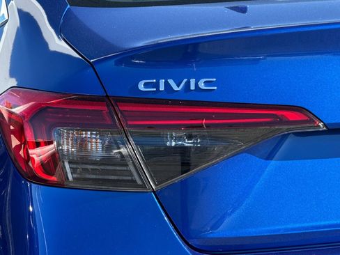 Certified 2023 Honda Civic EX image 12