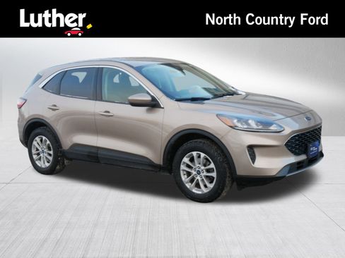 Used 2020 Ford Escape SE image 1
