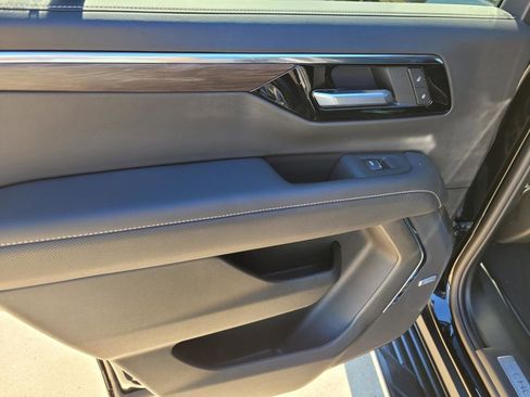 New 2026 Chevrolet Tahoe Premier w/ Sun And Tow Package image 10