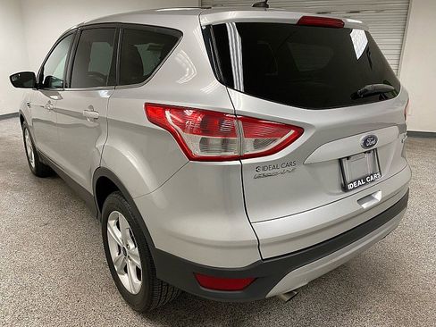 Used 2016 Ford Escape SE image 7