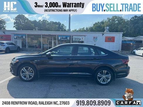 Used 2019 Volkswagen Jetta R-Line FWD image 2