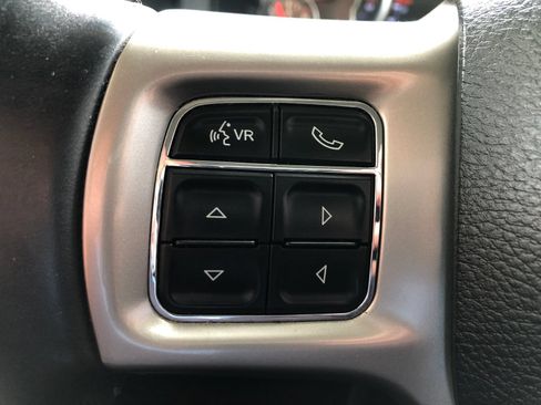 Used 2016 RAM 1500 Laramie AWD/4WD image 33