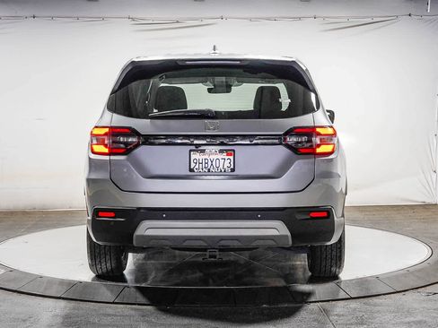 Used 2023 Honda Pilot EX-L image 3